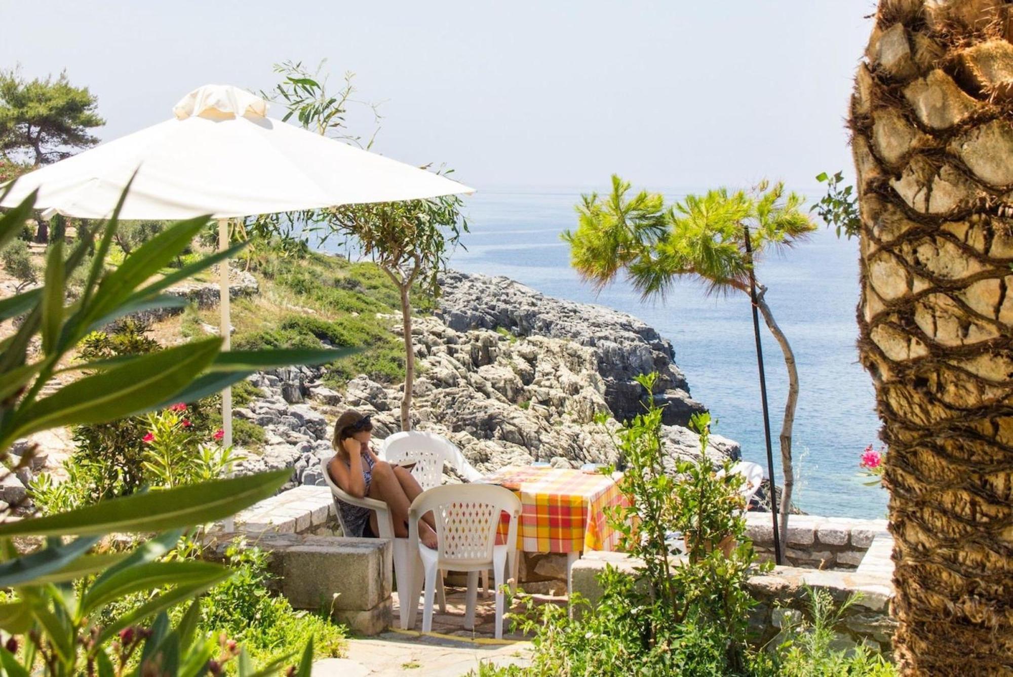 Mani Apartments Agios Nikolaos  Buitenkant foto