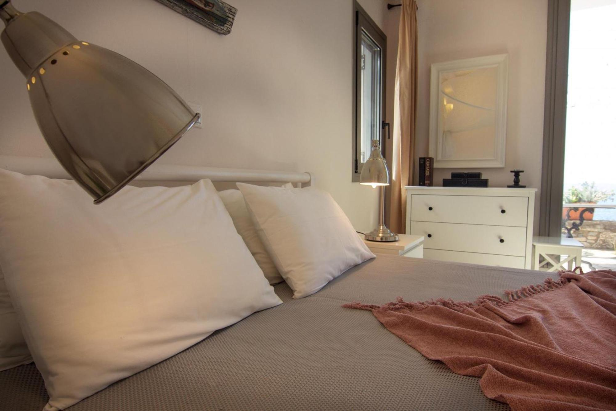 Mani Apartments Agios Nikolaos  Buitenkant foto