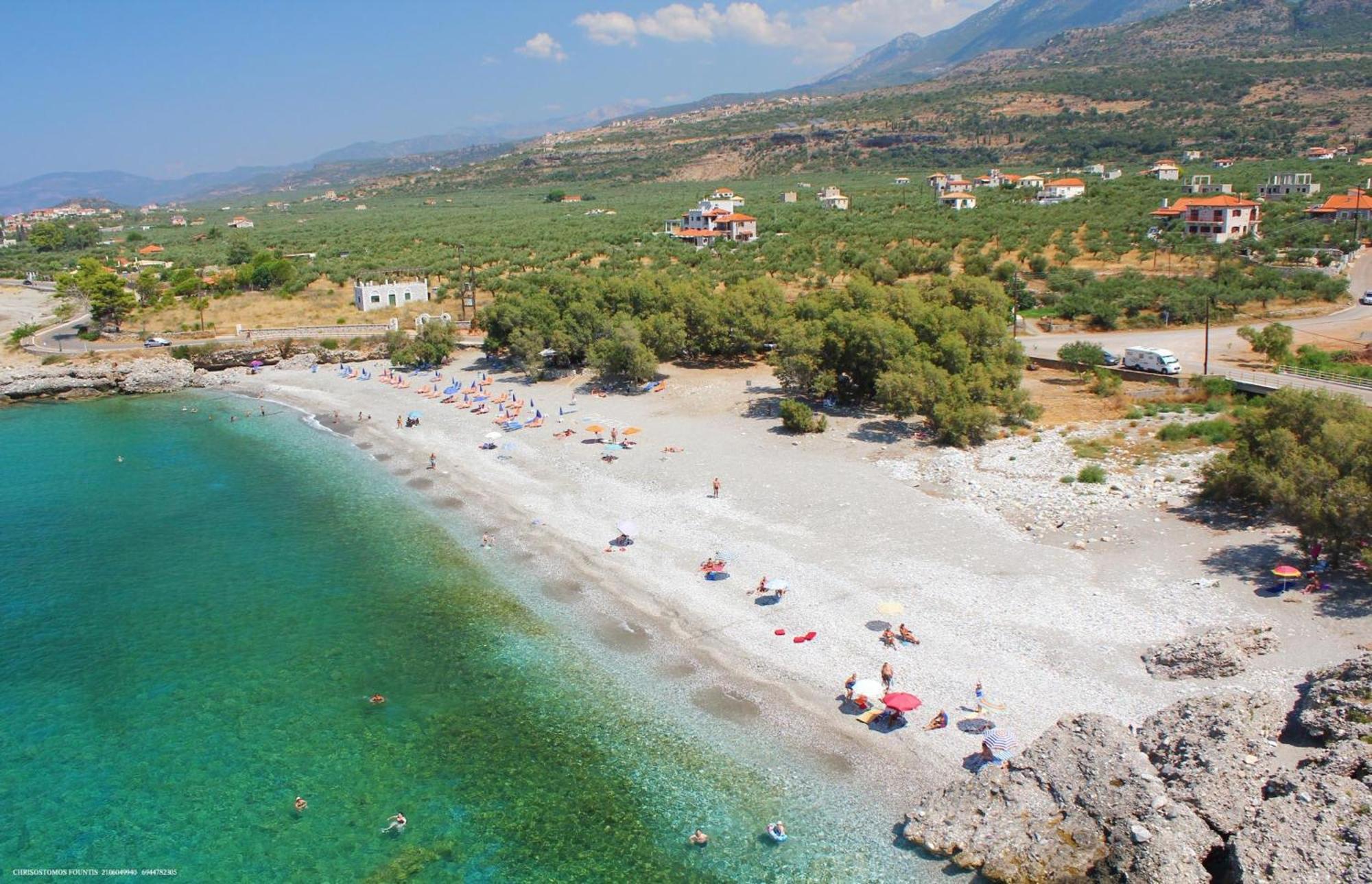 Mani Apartments Agios Nikolaos  Buitenkant foto