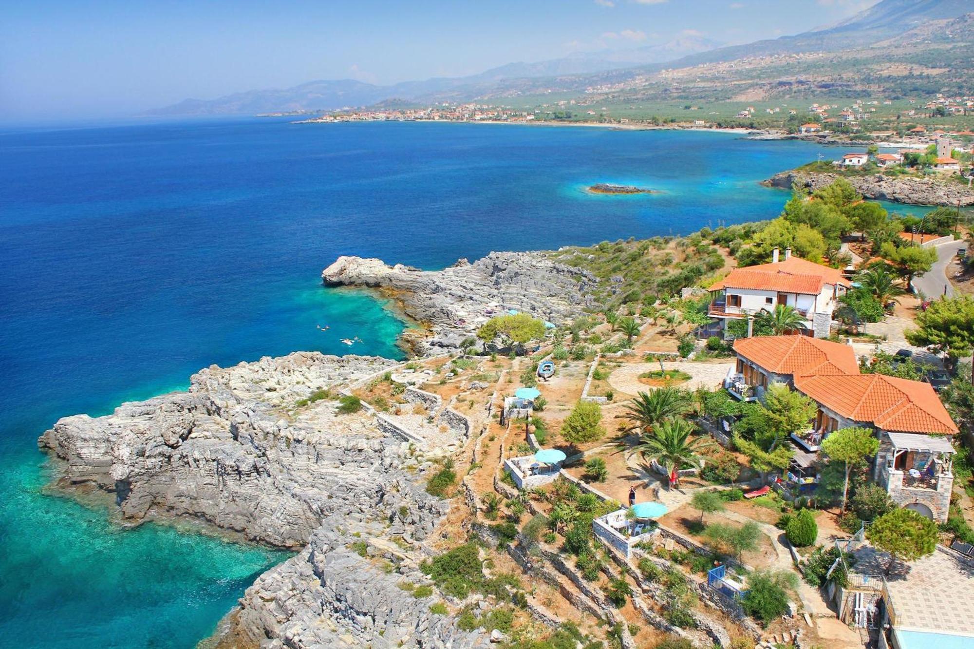 Mani Apartments Agios Nikolaos  Buitenkant foto